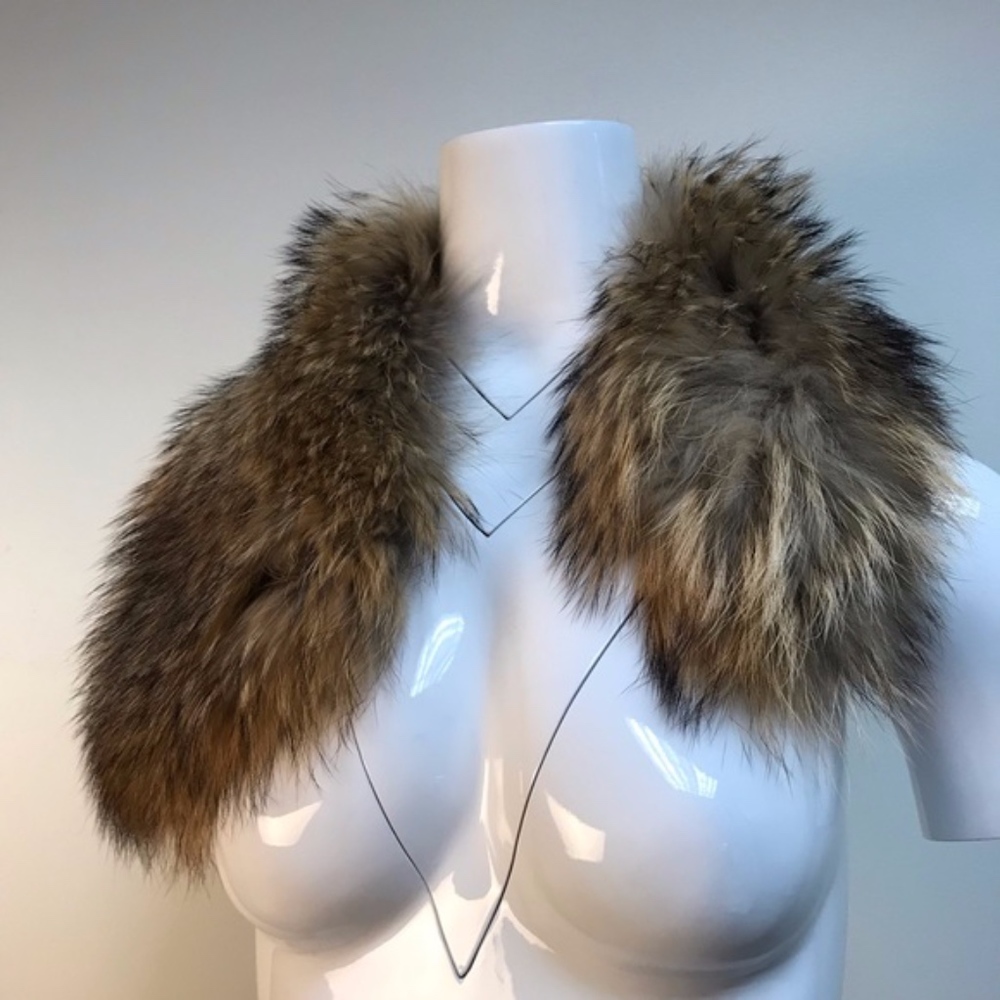 Adrienne Landau real raccoon fur scarf with clasp